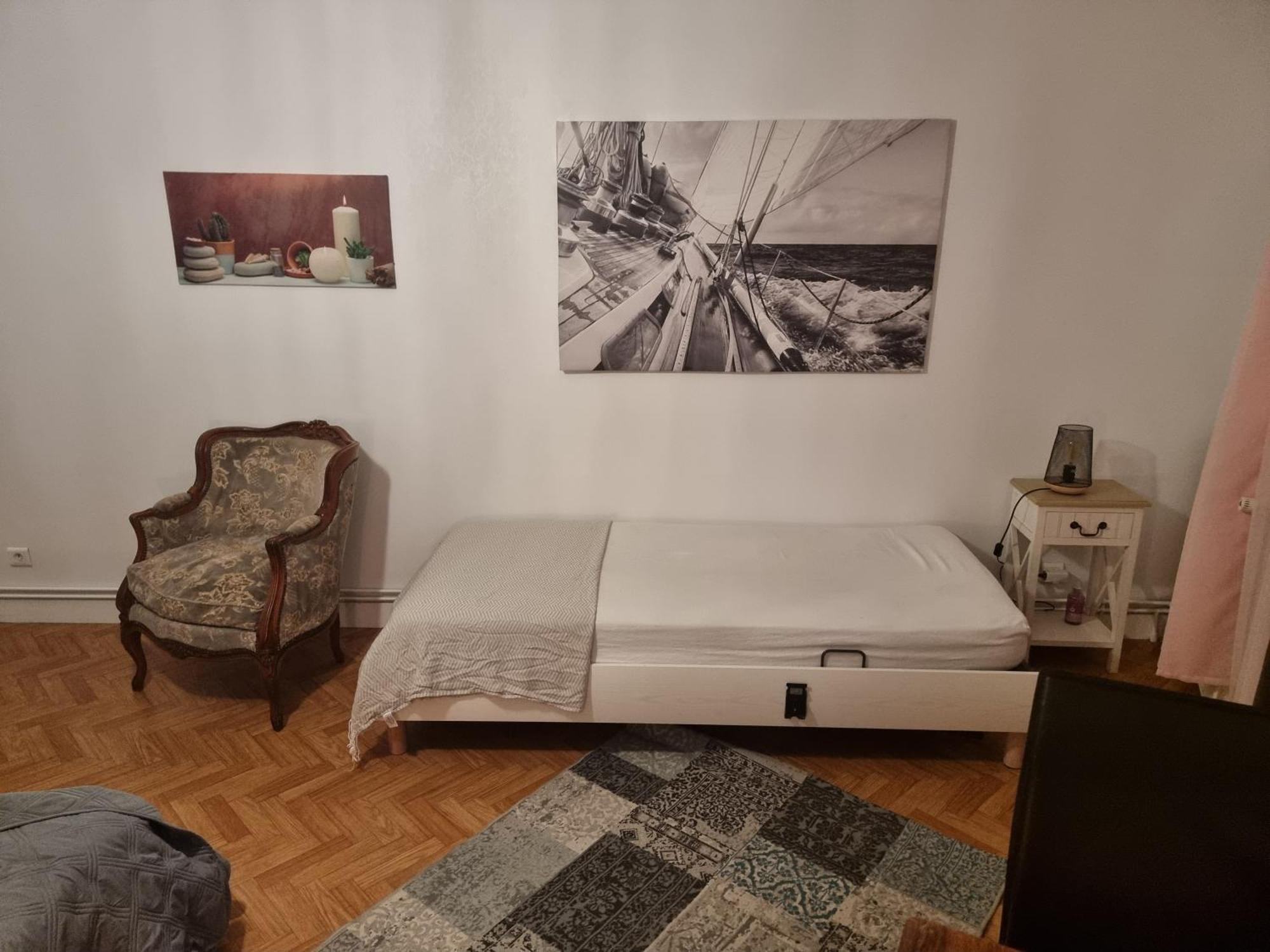 Gite Pour Professionnels En Deplacement - Centre Ville - Parking Gratuit Bellac Εξωτερικό φωτογραφία
